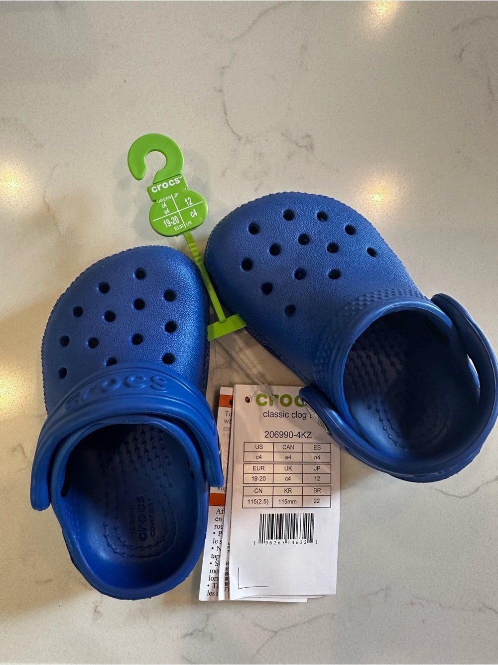 CROCS Kids Classic Clog in Bright Blue